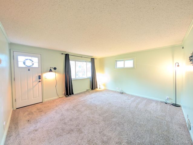 2116 Noble Avenue, Flint Charter Township, MI 48532