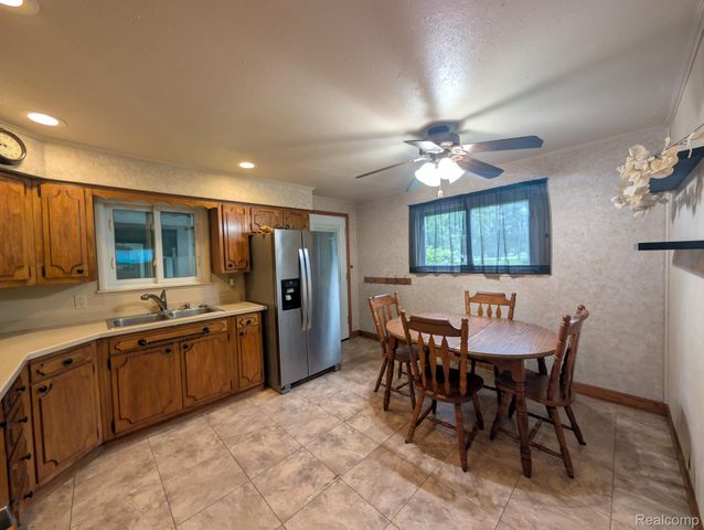 2116 Noble Avenue, Flint Charter Township, MI 48532