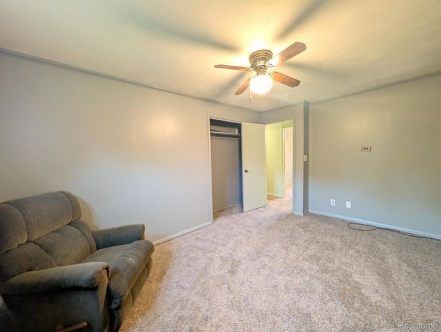 2116 Noble Avenue, Flint Charter Township, MI 48532