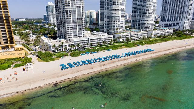 16400 Collins Ave TH-4, Sunny Isles Beach, FL 33160