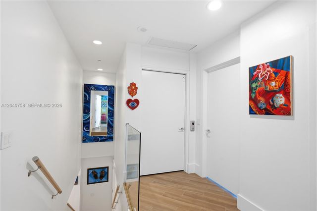 16400 Collins Ave TH-4, Sunny Isles Beach, FL 33160