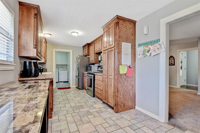 2513 Sunset Street, Denison, TX 75020