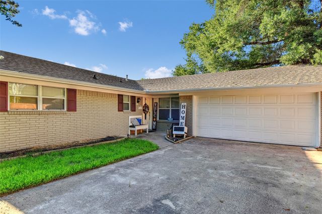 2513 Sunset Street, Denison, TX 75020