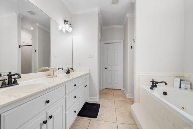 502 Greystone Boulevard, Cabot, AR 72023