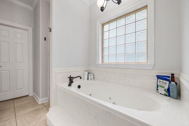 502 Greystone Boulevard, Cabot, AR 72023