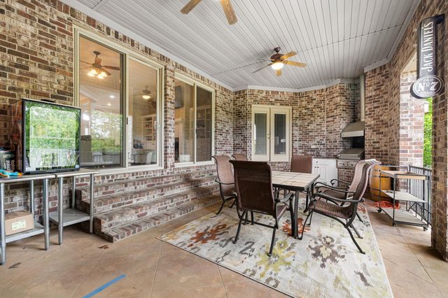 502 Greystone Boulevard, Cabot, AR 72023