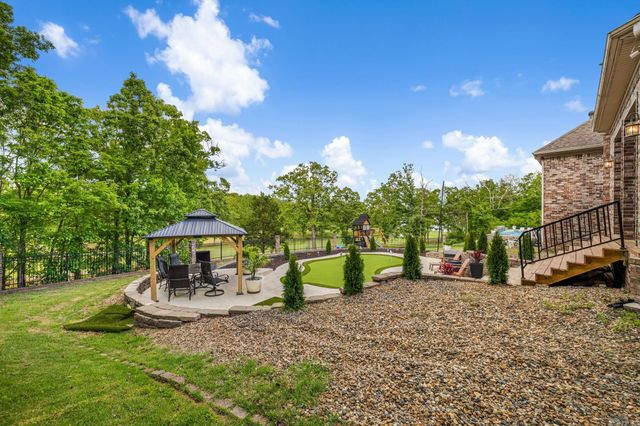 502 Greystone Boulevard, Cabot, AR 72023