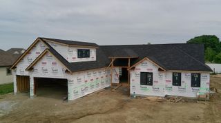 7342 Brookhaven Drive, Crown Point, IN 46307