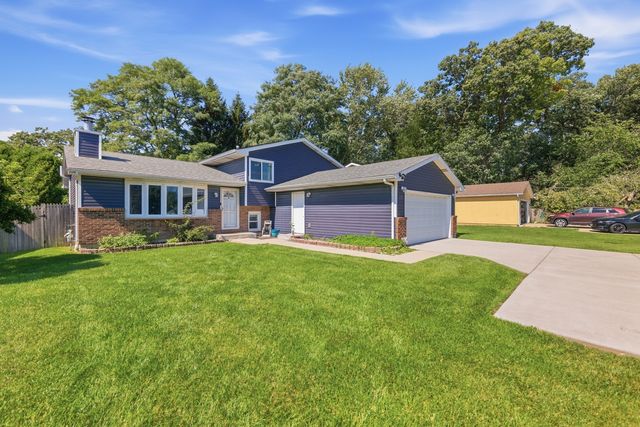1818 N Sheridan Road, Waukegan, IL 60087