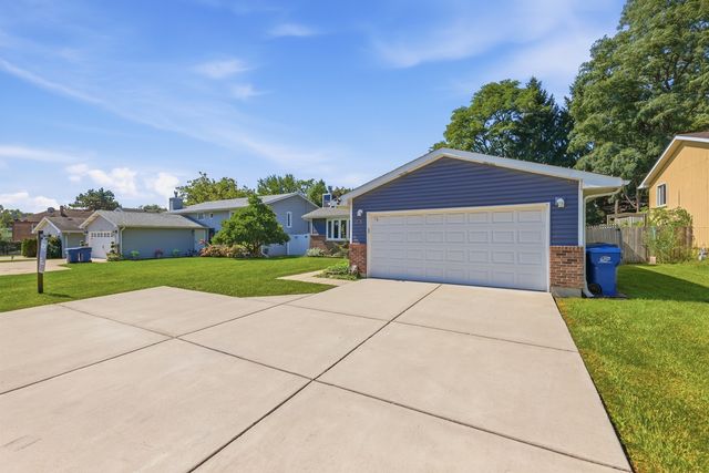 1818 N Sheridan Road, Waukegan, IL 60087