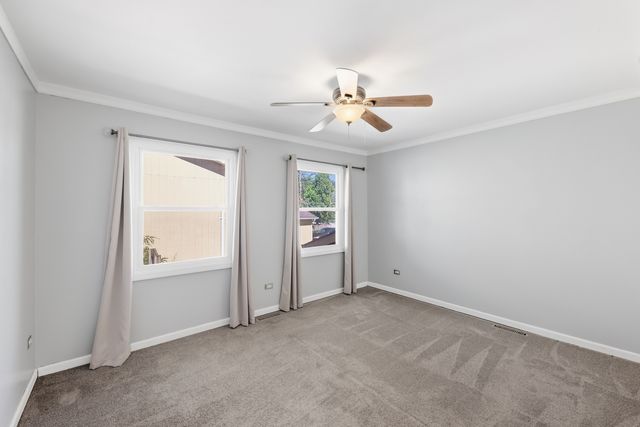 1818 N Sheridan Road, Waukegan, IL 60087