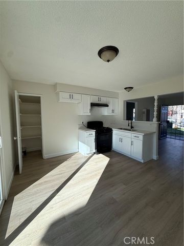 558 S Benjamin, Rialto, CA 92376