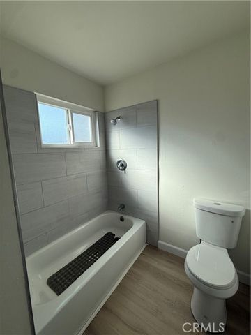 558 S Benjamin, Rialto, CA 92376