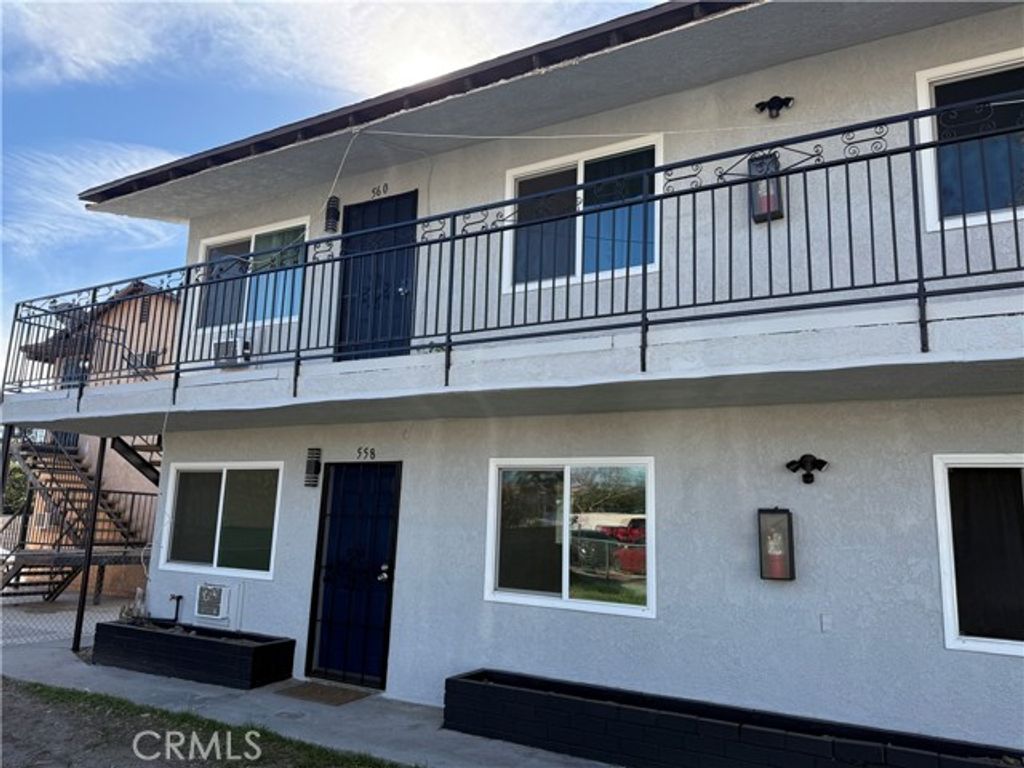 558 S Benjamin, Rialto, CA 92376