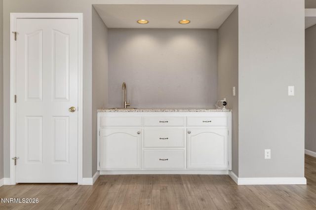 16 Woodstock Circle, Carson City, NV 89703