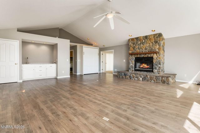 16 Woodstock Circle, Carson City, NV 89703