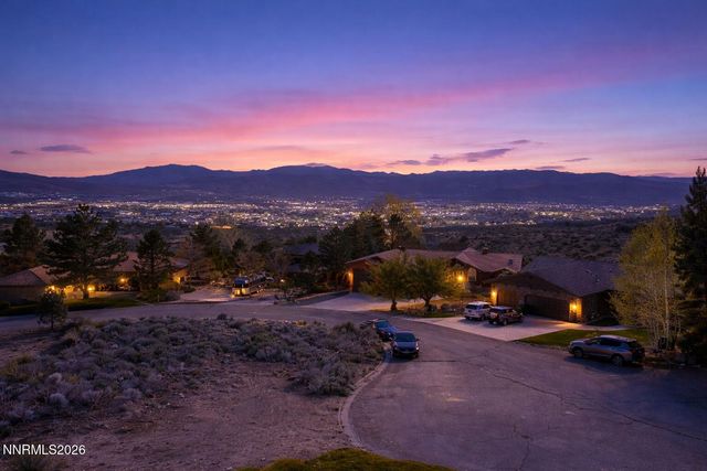 16 Woodstock Circle, Carson City, NV 89703