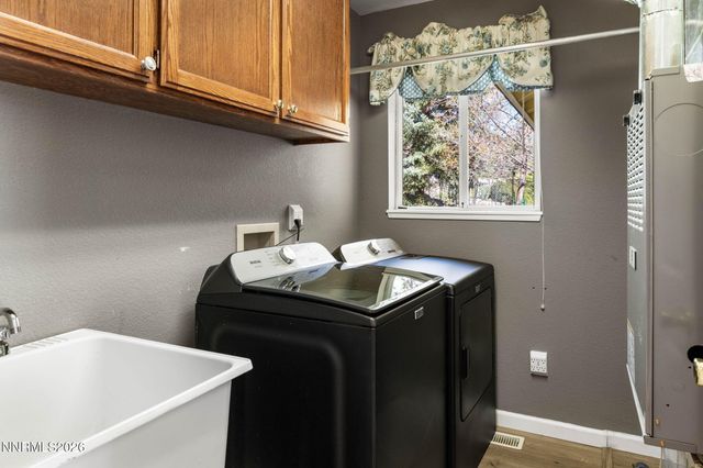 16 Woodstock Circle, Carson City, NV 89703