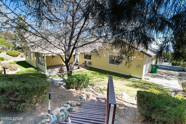 16 Woodstock Circle, Carson City, NV 89703