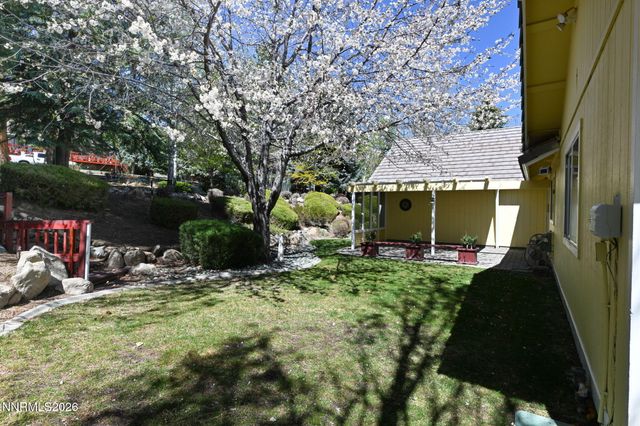 16 Woodstock Circle, Carson City, NV 89703