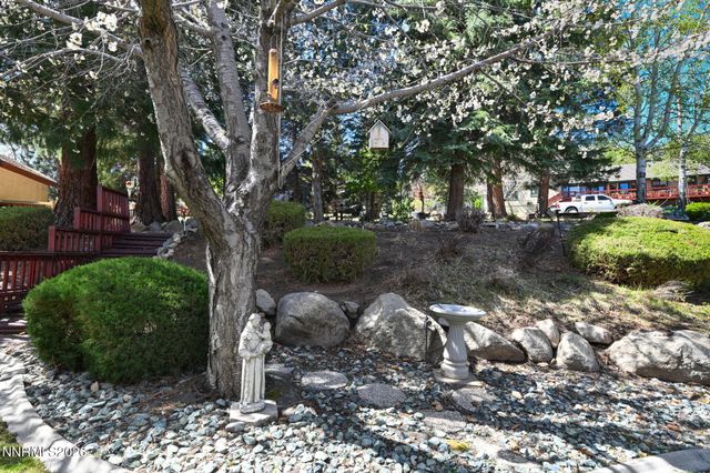 16 Woodstock Circle, Carson City, NV 89703