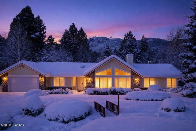 16 Woodstock Circle, Carson City, NV 89703