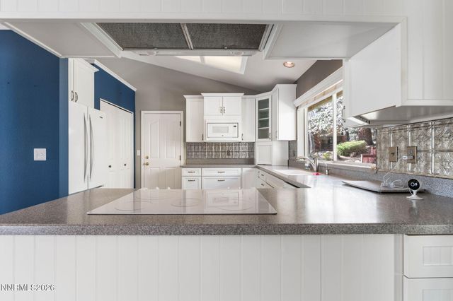 16 Woodstock Circle, Carson City, NV 89703