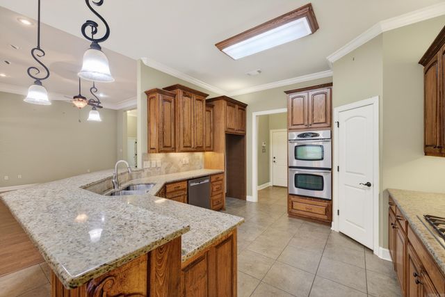 7 Foxfield Cove, Little Rock, AR 72211