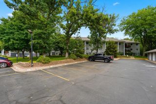 1801 113th Avenue NW 106, Coon Rapids, MN 55433