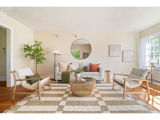 5936 N BURRAGE Ave, Portland, OR 97217