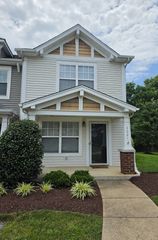 3021 Harpeth Springs Dr, Nashville, TN 37221