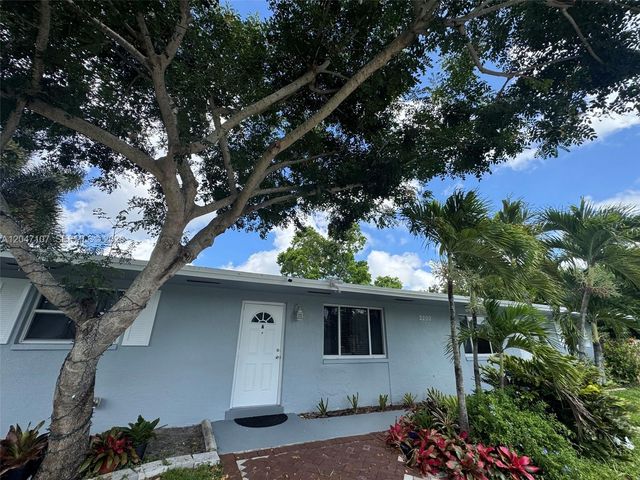 2200 SW 42nd Ave, Fort Lauderdale, FL 33317