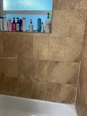 2200 SW 42nd Ave, Fort Lauderdale, FL 33317