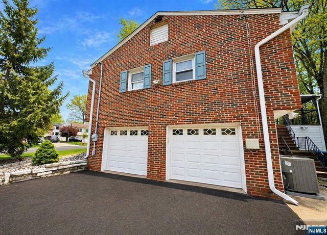 274 Seton Hall Drive, Paramus, NJ 07652