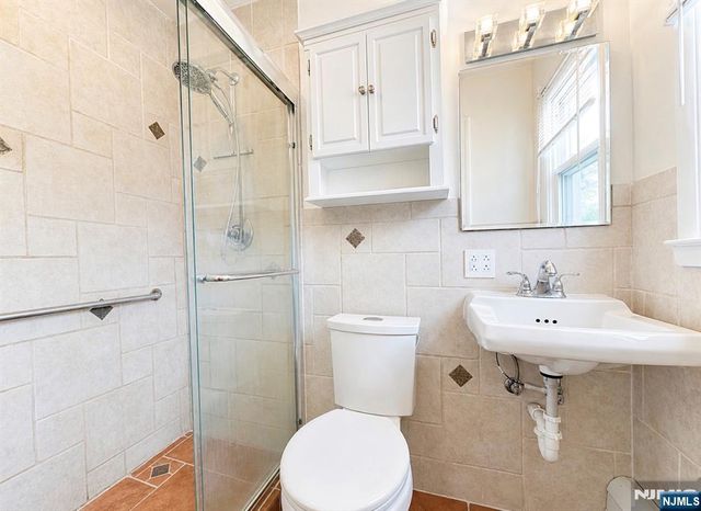 274 Seton Hall Drive, Paramus, NJ 07652