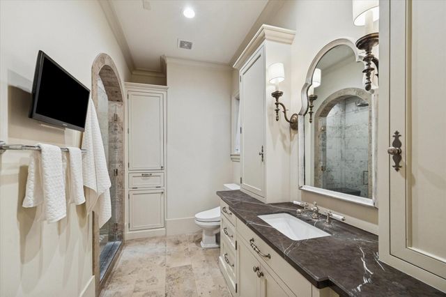 3818 Del Monte Drive, Houston, TX 77019