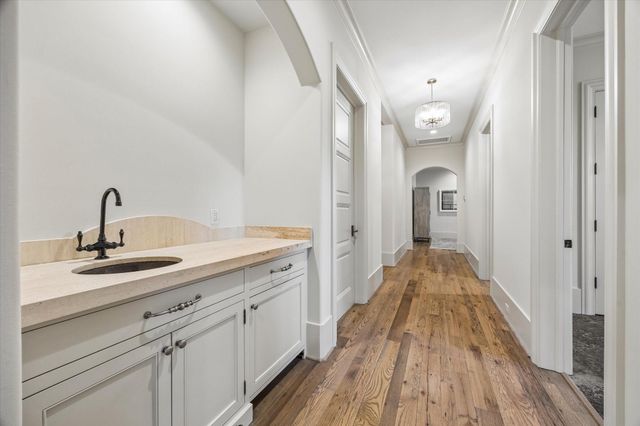 3818 Del Monte Drive, Houston, TX 77019