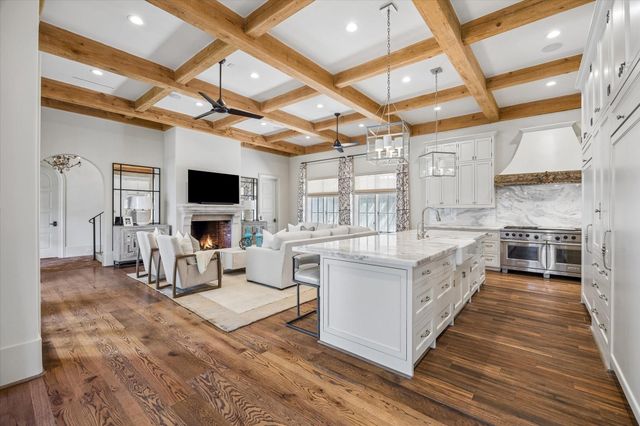 3818 Del Monte Drive, Houston, TX 77019