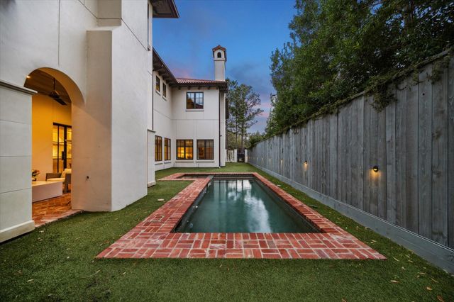 3818 Del Monte Drive, Houston, TX 77019