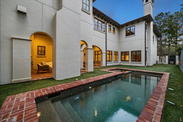 3818 Del Monte Drive, Houston, TX 77019