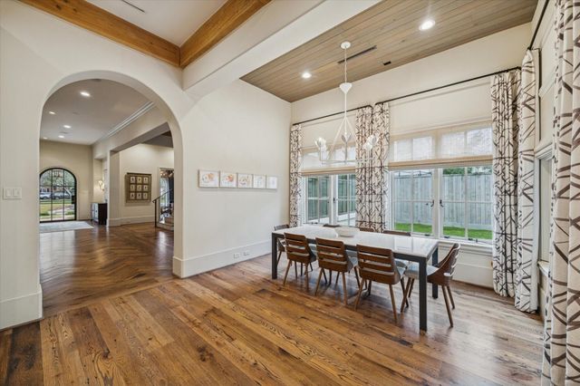 3818 Del Monte Drive, Houston, TX 77019