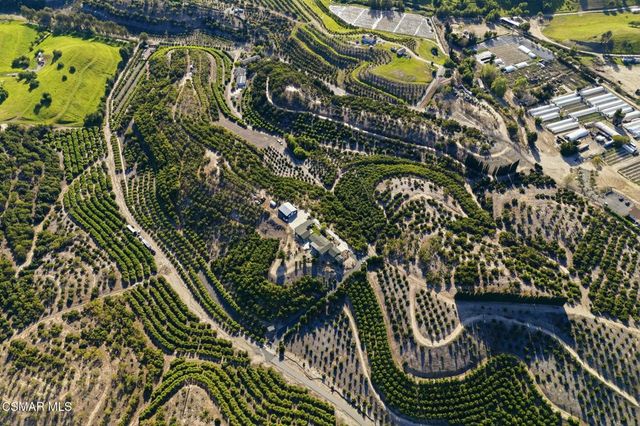 6555 Martinique Drive, Moorpark, CA 93021