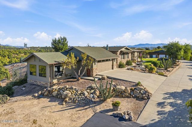 6555 Martinique Drive, Moorpark, CA 93021