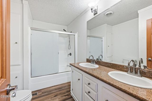 6555 Martinique Drive, Moorpark, CA 93021