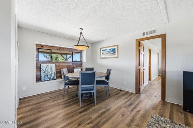 6555 Martinique Drive, Moorpark, CA 93021