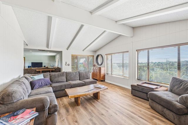 6555 Martinique Drive, Moorpark, CA 93021