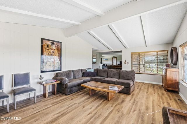 6555 Martinique Drive, Moorpark, CA 93021