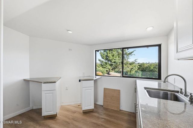 6555 Martinique Drive, Moorpark, CA 93021