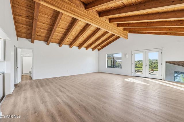 6555 Martinique Drive, Moorpark, CA 93021