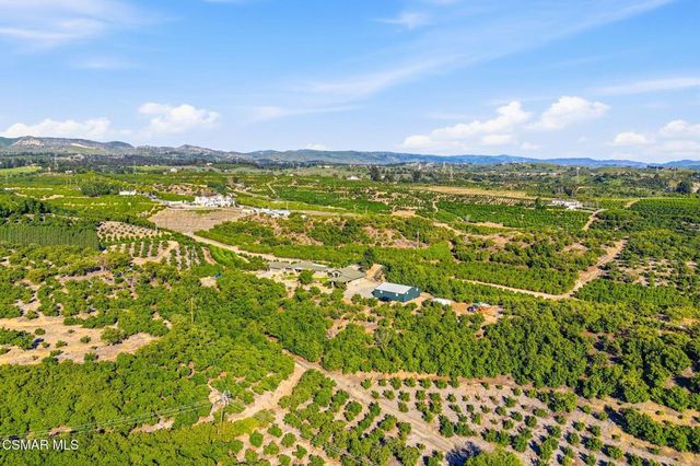 6555 Martinique Drive, Moorpark, CA 93021